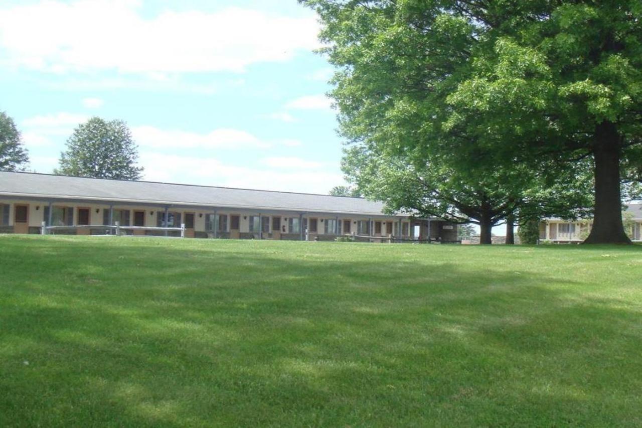 Travelodge By Wyndham Strasburg/Lancaster Amish Country מראה חיצוני תמונה